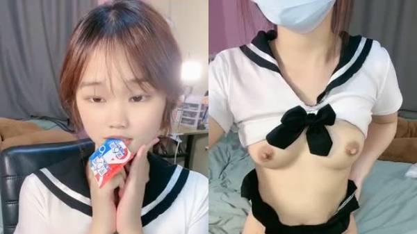 03年娇小妹子应干爹邀约激情操逼