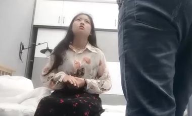 小美女真是尤物啊 身材丰满前凸后翘脱光光立马让人热血沸腾